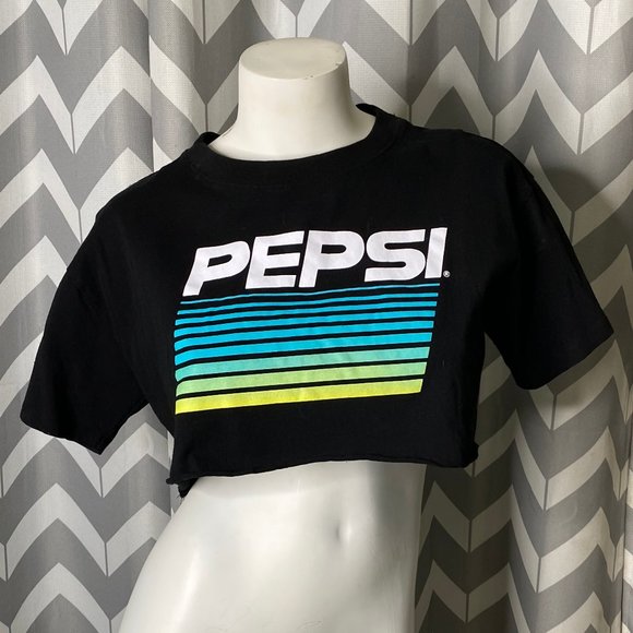 Forever 21 Tops - PEPSI Forever 21 black crop top